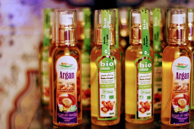 Argan oil :- The miraculous oil for hair, skin, and nails