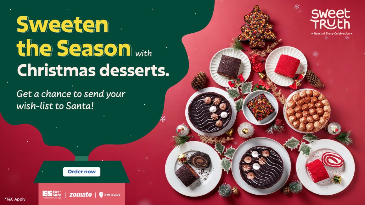 Ho Ho Ho! Santa Claus Arrives at Sweet Truth